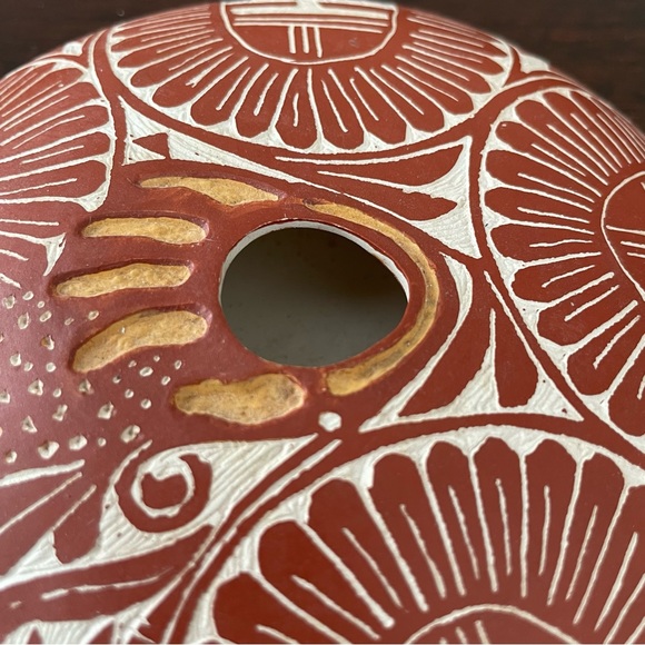 Sally R Garcia signed Seed Pot Pottery - Picture 7 of 9